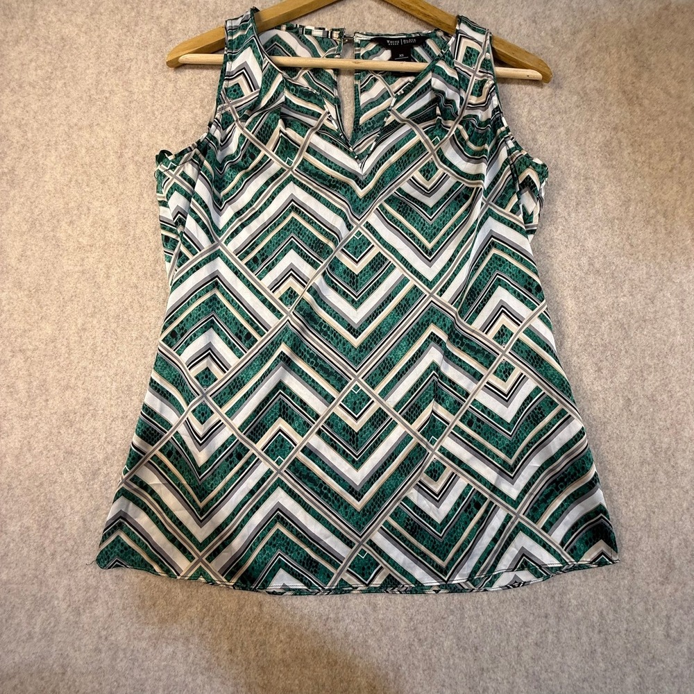 White House Black Market Green Geometric Chevron Snakeskin Sleeveless Blouse XS